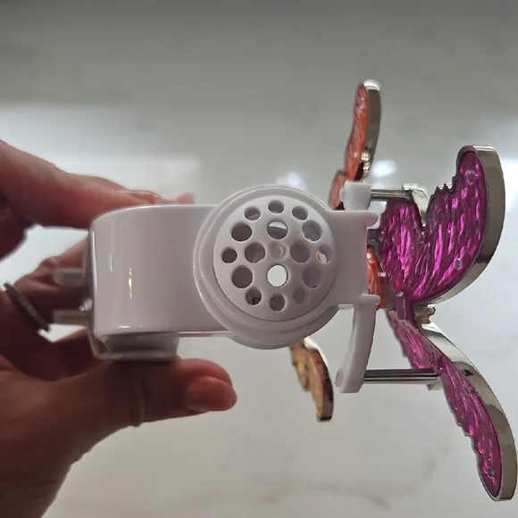 Bath & Body Works Gold and Orange Butterfly Wallflower. Brand New *RARE* - Picture 7 of 7